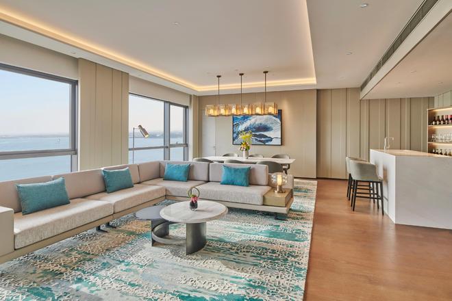 上海臨港雅辰酒店設計風格以無柱方正，氣派不凡